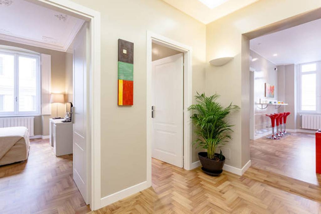 Dulcis Inn River Рим Экстерьер фото