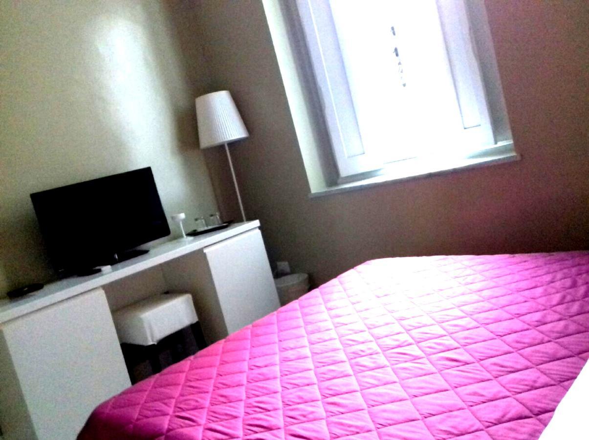 Dulcis Inn River Рим Экстерьер фото